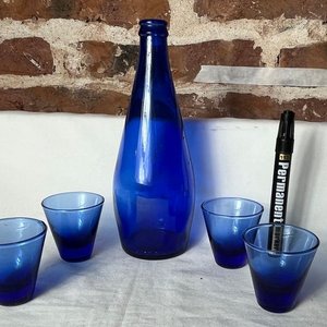 Juego de Vasos y Botella de Vidrio Azul - imagen 2