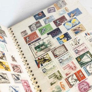 Clasificador de Sellos Varios de Uruguay con Colección - imagen 2