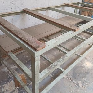 Mesa de Trabajo Estructura Hierro Ángulo 2.35m x 1m Profundidad - imagen 3