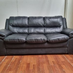 Sillón de 3 Cuerpos Tapizado en Simil Cuero Negro - imagen 2