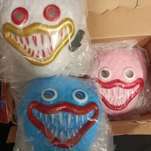 Lote anterior: Máscaras de Huggy Wuggy y Kissy Missy de Poppy Playtime