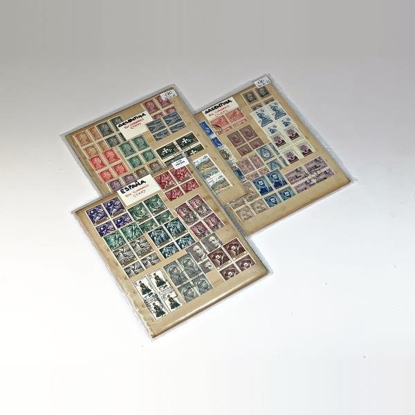 Lote de 76 Sellos de Argentina y España en Folios - imagen 1