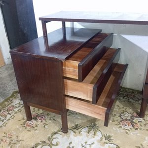 Cómoda Extensible de Madera Oscura con 7 Cajones - imagen 6