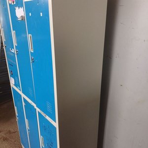 Armario Metálico Gris y Azul con 6 Puertas - imagen 4