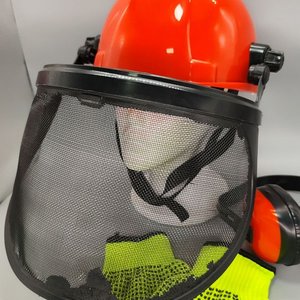 Kit de Paisajista: Casco Rojo con Protección Facial, Protector Auditivo y Guantes - imagen 2