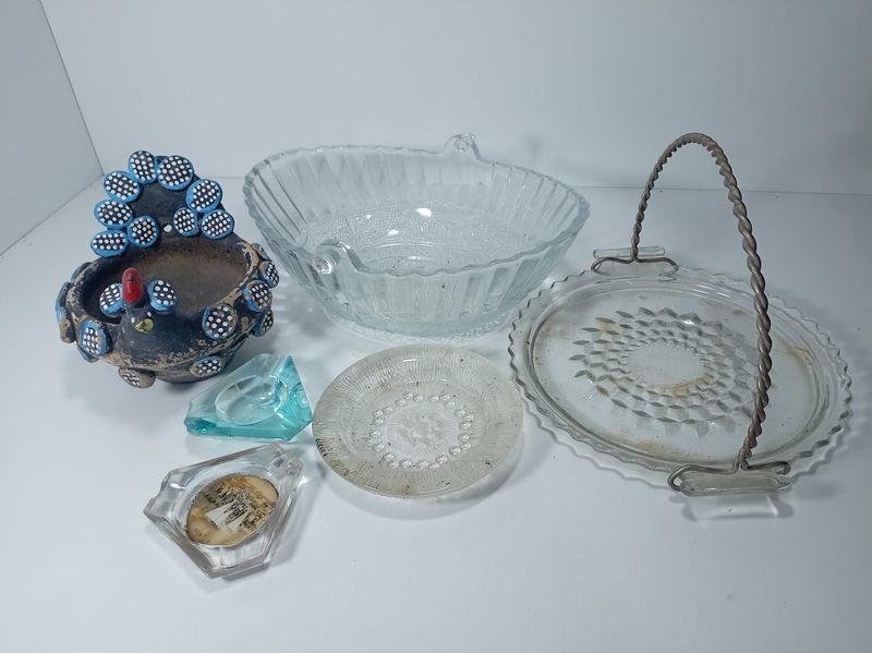 Lote Decorativo: Ceniceros y Centros de Mesa en Cerámica y Vidrio