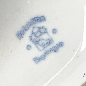 Figura de Porcelana Alemana: Dama con Niño y Perro - imagen 4