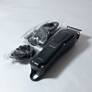 Set de Barbería NurLux: Patillera, Cortapelo con Peines y Rasuradora Eléctrica - imagen 2