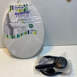 Tapa y Asiento para Inodoro Blanco Aroquplast y Duchador de Mano Negro - imagen 2