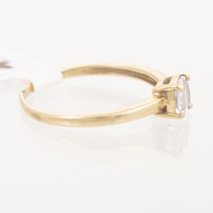 Anillo Solitario Oro 18k con Circonia Talla Cuadrada - imagen 2