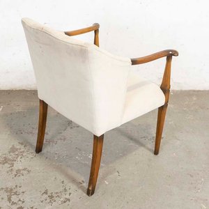 Butaca Inglesa Tapizada en Tela Beige con Patas de Madera - imagen 3