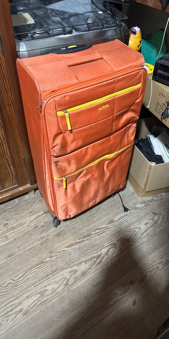 Lote anterior: Valija de Viaje con Zippers y Ruedas