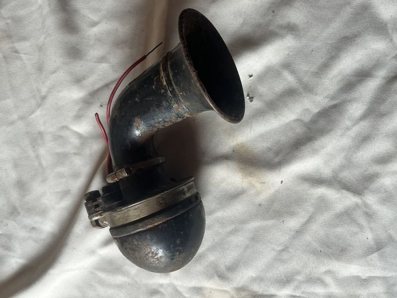 Antigua bocina de cachila Robert Bosch para venta
