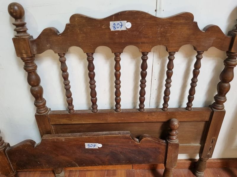 Muebles antiguos de madera en buen estado - imagen 3