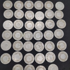 Lote de Monedas Antiguas de Colección - imagen 4