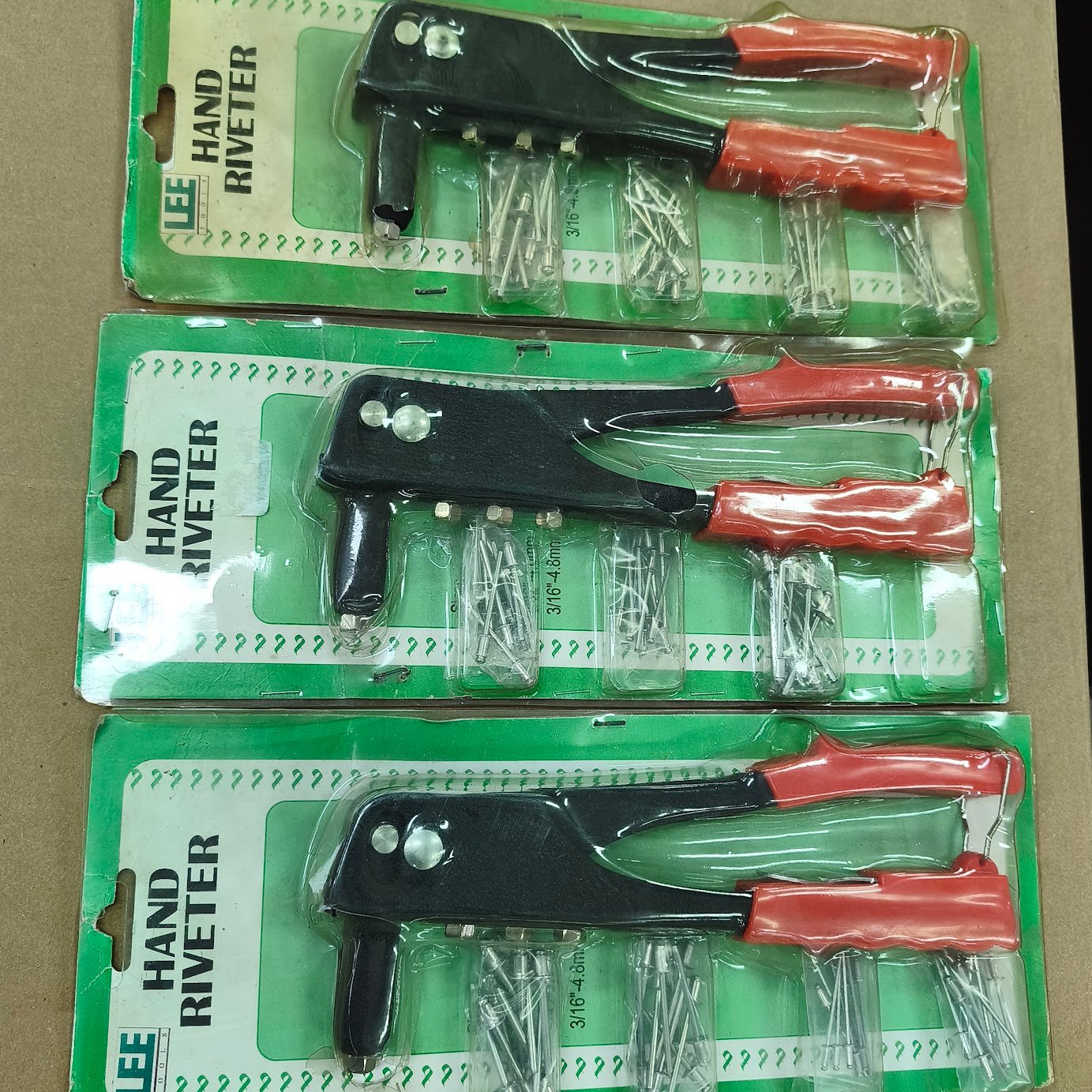 Lote de 3 Remachadoras Manuales Lee con Mangos Rojos