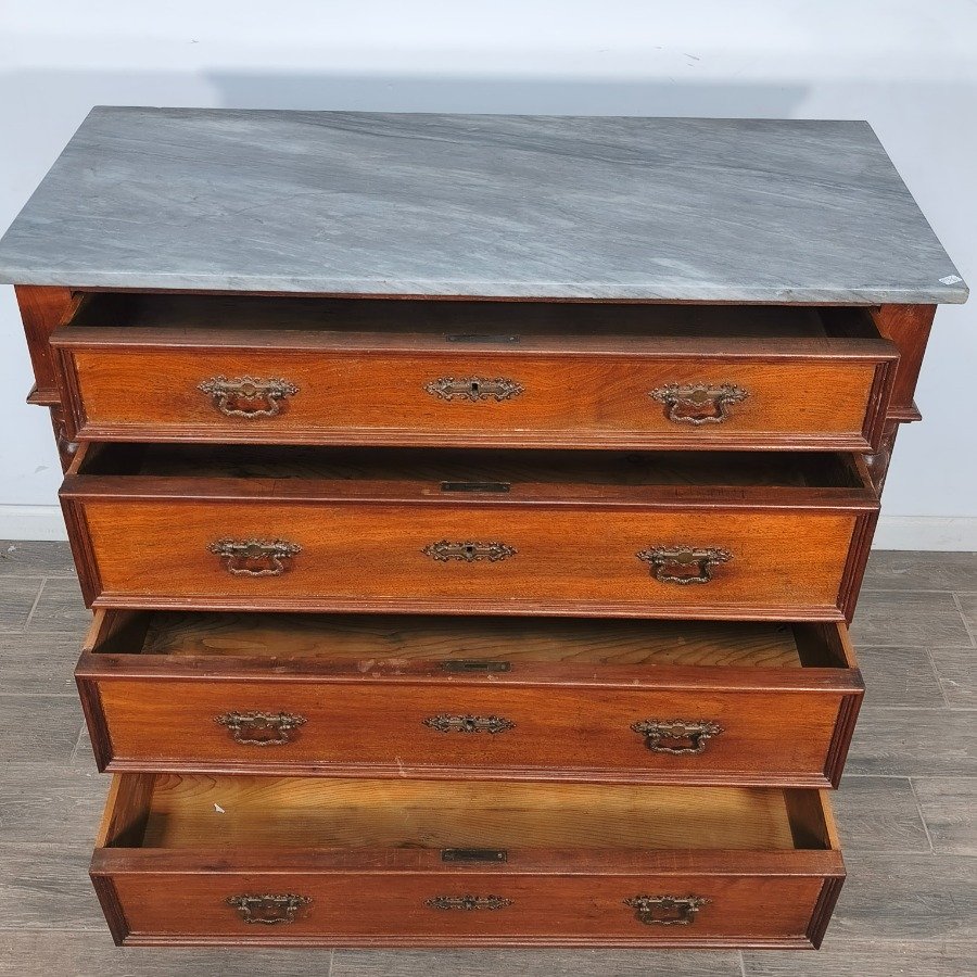Muebles de Madera con Tapas de Mármol y Decoración Orfebre - imagen 14