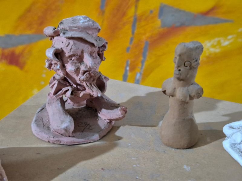 Item 849640 - Image 2