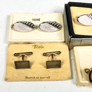 Cuatro Pares de Gemelos y Prendedores Vintage - imagen 3