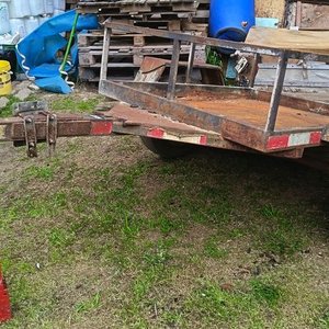 Trailer utilitario de un solo eje - Con Detalle de Uso - Sin Documentación - imagen 4