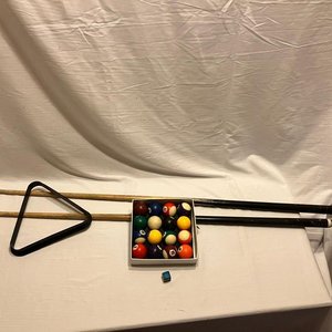 Lote de un kit de accesorios para jugar al POOL - imagen 3