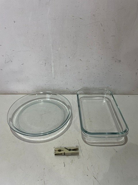 Lote siguiente: 2 fuentes de vidrio Pyrex