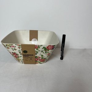 Centro de Mesa Cuadrado en Fibra de Bambú con Diseño Floral - imagen 2
