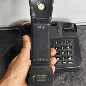 Teléfono Fijo Negro LR Telecom con Teclado Numérico - imagen 2