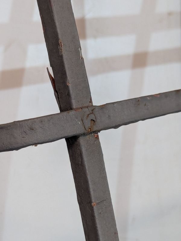 Juego de seis rejas iguales en hierro forjado y remachado - imagen 9