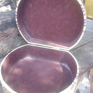 Sombrerera Vintage "Chocolate Velvet Cake" con Interior Gamuzado - imagen 4
