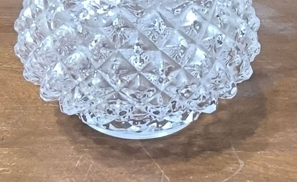 Licorera de vidrio tallado con diseño de punta de diamante - imagen 3