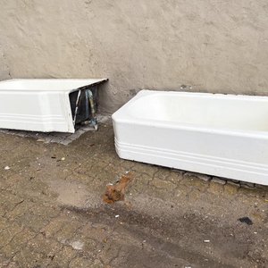 Dos Bañeras Antiguas de Hierro Fundido Blancas - imagen 1