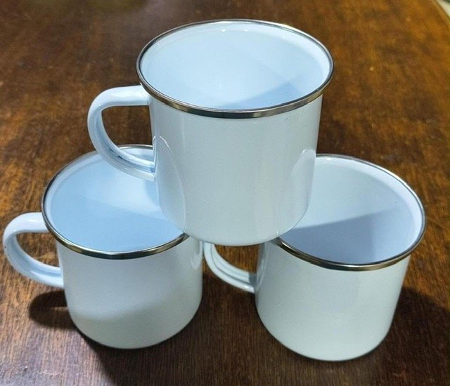 Set de 3 Jarros Esmaltados Blancos con Borde Metálico