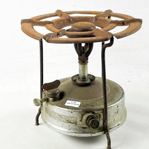 Lote siguiente: Hornalla Primus de Metal Antigua - Estocolmo, Suecia