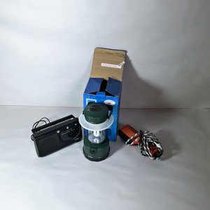 Lote siguiente: Radio Portátil Panavox, Secador de Pelo Braun y Farol a Batería