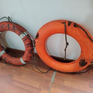 Lote anterior: 2 Aros Salvavidas Naranja SCANMARIN NORWAY con Roturas