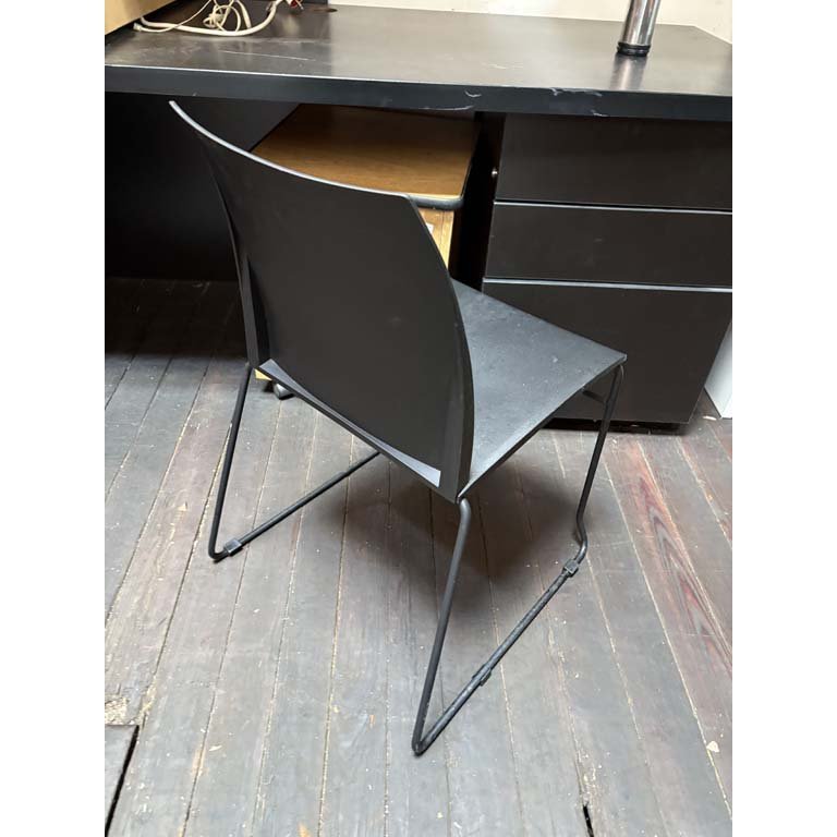 Item 2104610 - Image 1