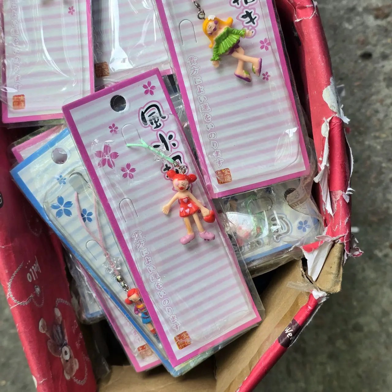 Figuritas y accesorios en bolsas de plástico - imagen 2