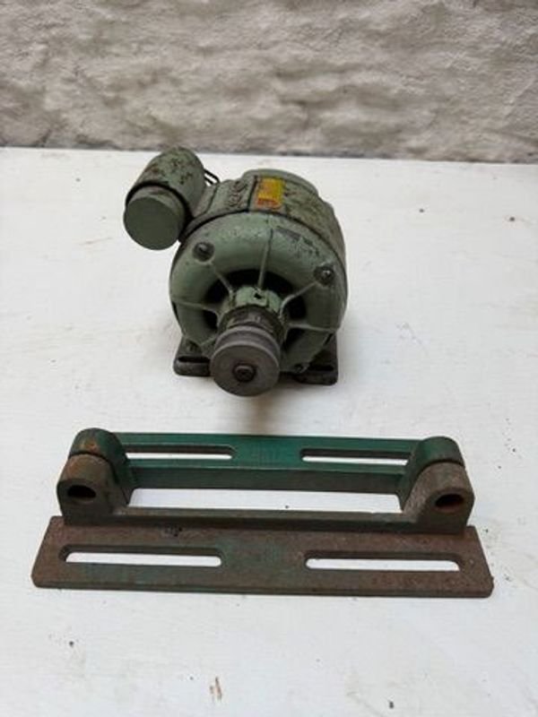 Item 878570 - Image 0