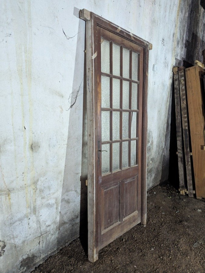Puerta antigua de tablero con diseño tipo colonial - imagen 3
