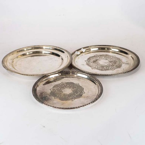 Lote siguiente: Bandejas de plata decorativas