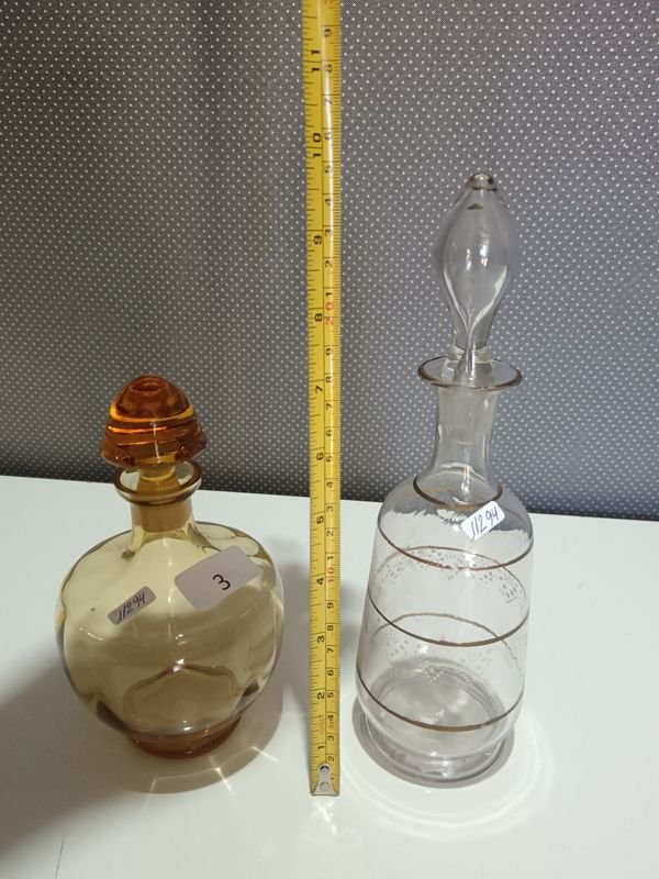 Dos botellones de cristal antiguos para decoración - imagen 4