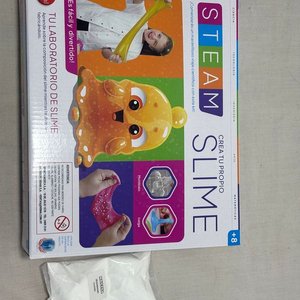 Lote de Juguetes: Peluches, Pistolas, Reproductor CD Panasonic y Más - imagen 52