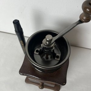 Molinillo de Café Manual de Madera con Cajón - imagen 7