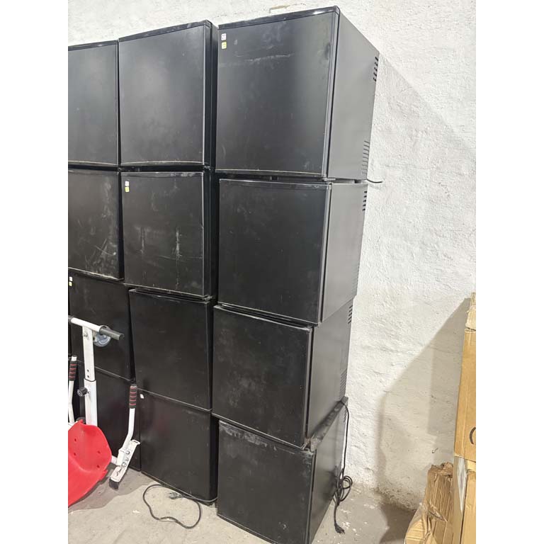 Lote siguiente: Enfriadores mini-frigoríficos a la venta