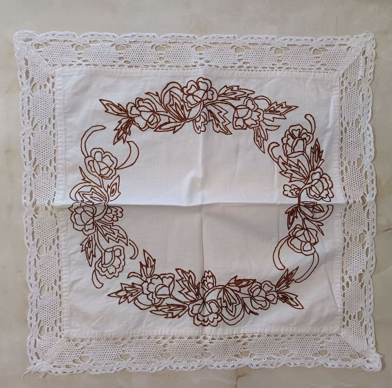 Pañuelos con bordado floral y encaje - Ropa de lujo - imagen 2