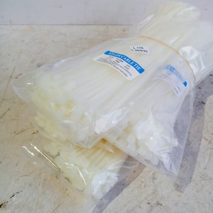 Set de 500 Precintos Plásticos Blancos Nylon Cable Tie - imagen 2