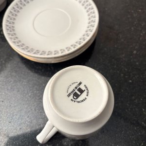 Conjunto de 9 Platillos y 5 Tazas de Porcelana China - imagen 3