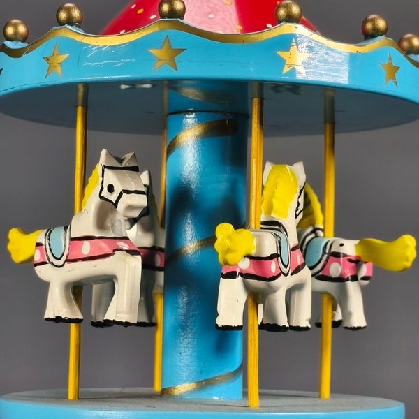 Caja musical a cuerda con diseño de carrousel - imagen 4