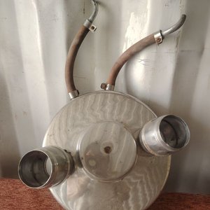 Dispensador de Vino Paulette de Metal con Mangueras - imagen 3